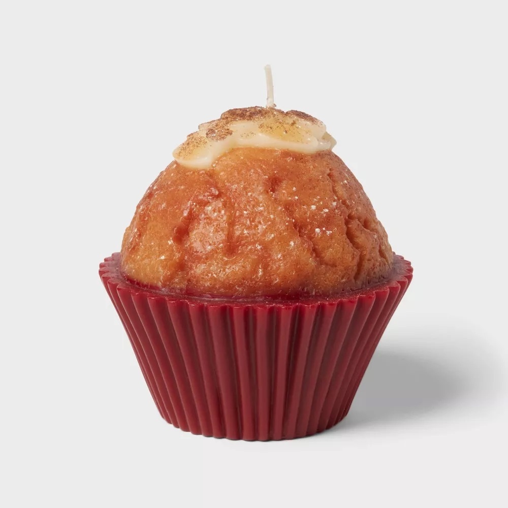 NWT Muffin-Shaped Candle - Winter Scents
